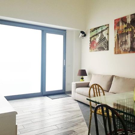 Appartamento Zuretti 53 Milaan Buitenkant foto